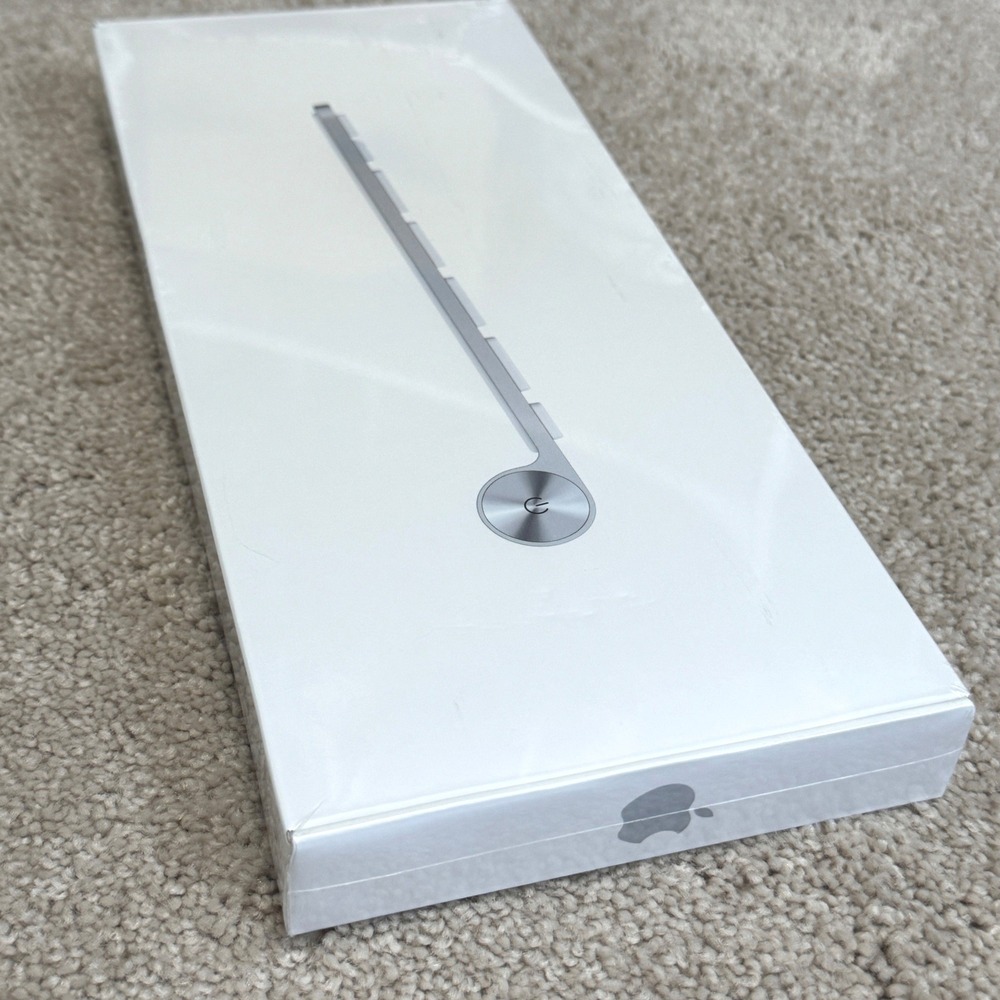 Apple Wireless Keyboard MC184LL/B Model A1314 Bluetooth Silver New Sealed